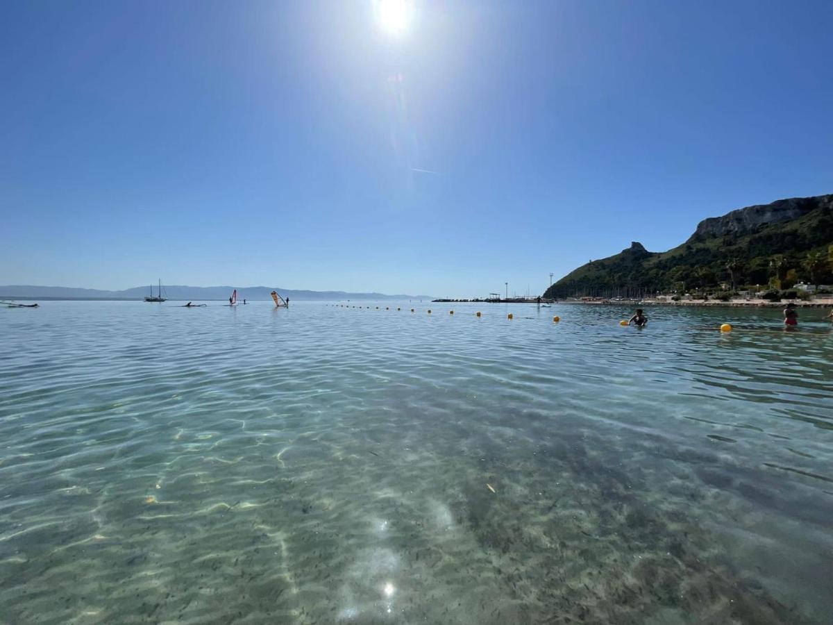 Suite Sardinia Holiday 칼리아리 외부 사진