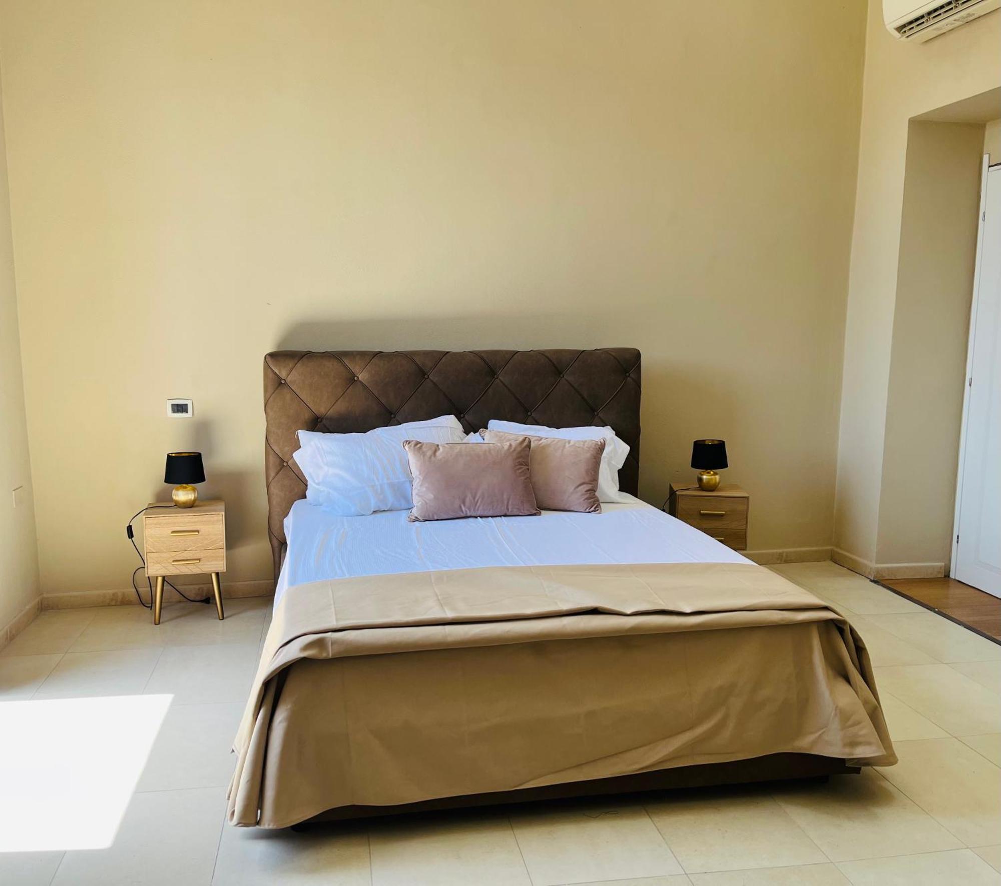Suite Sardinia Holiday 칼리아리 외부 사진
