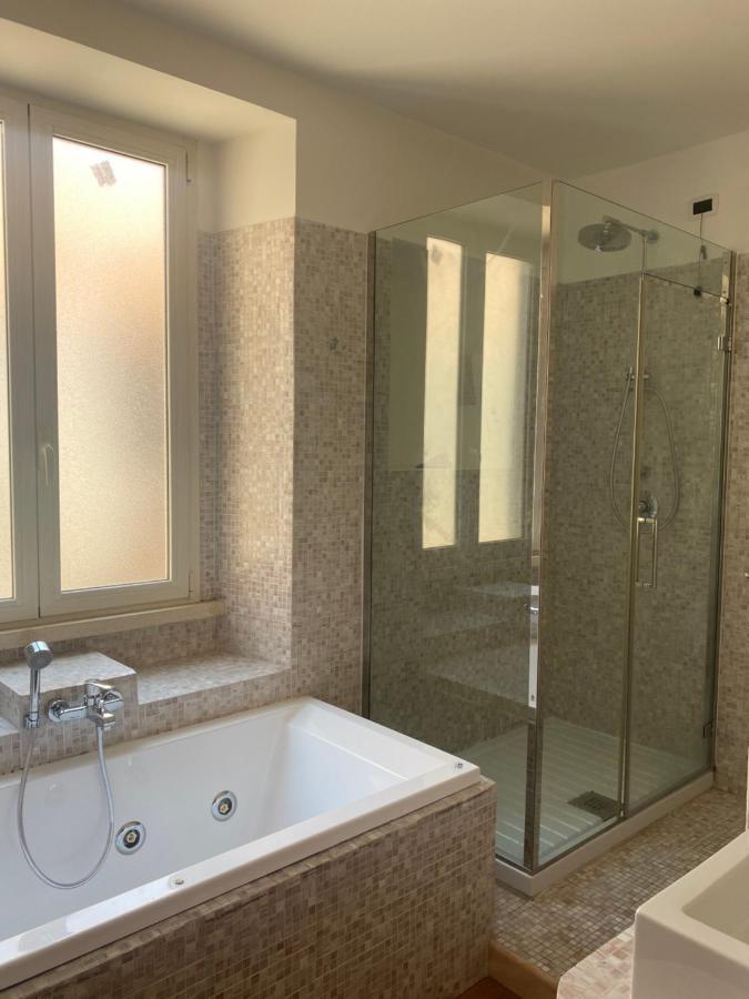 Suite Sardinia Holiday 칼리아리 외부 사진
